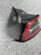 ♦️2017 - 2023 TESLA MODEL 3 REAR LEFT DRIVER SIDE OUTER TAIL LIGHT OEM, 1077397