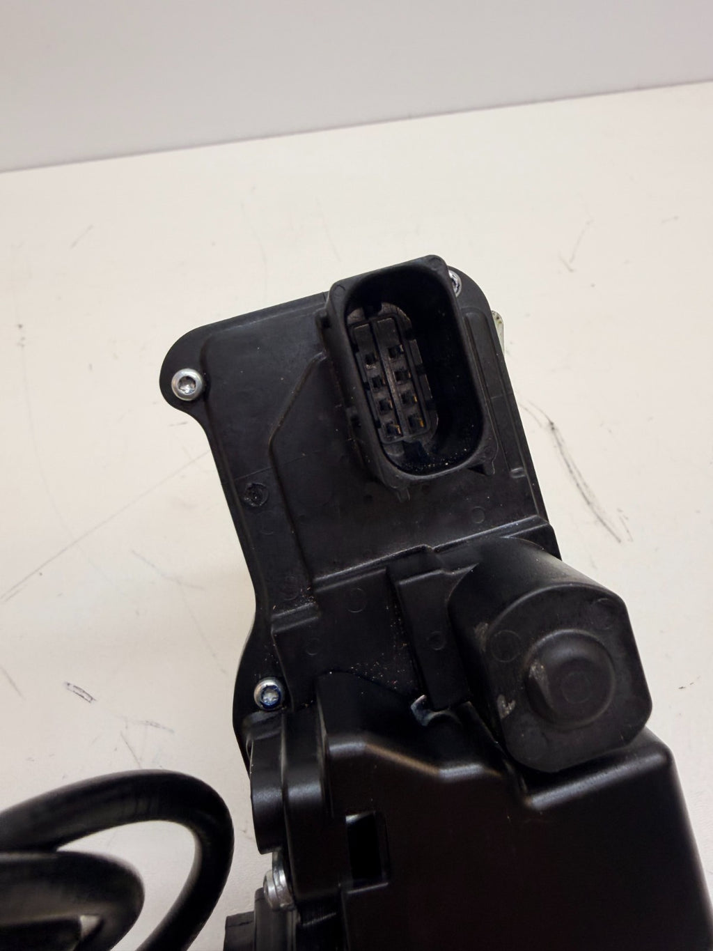 2012-2020 Tesla Model S Rear Right Door Lock Latch Actuator 6008914-00-D