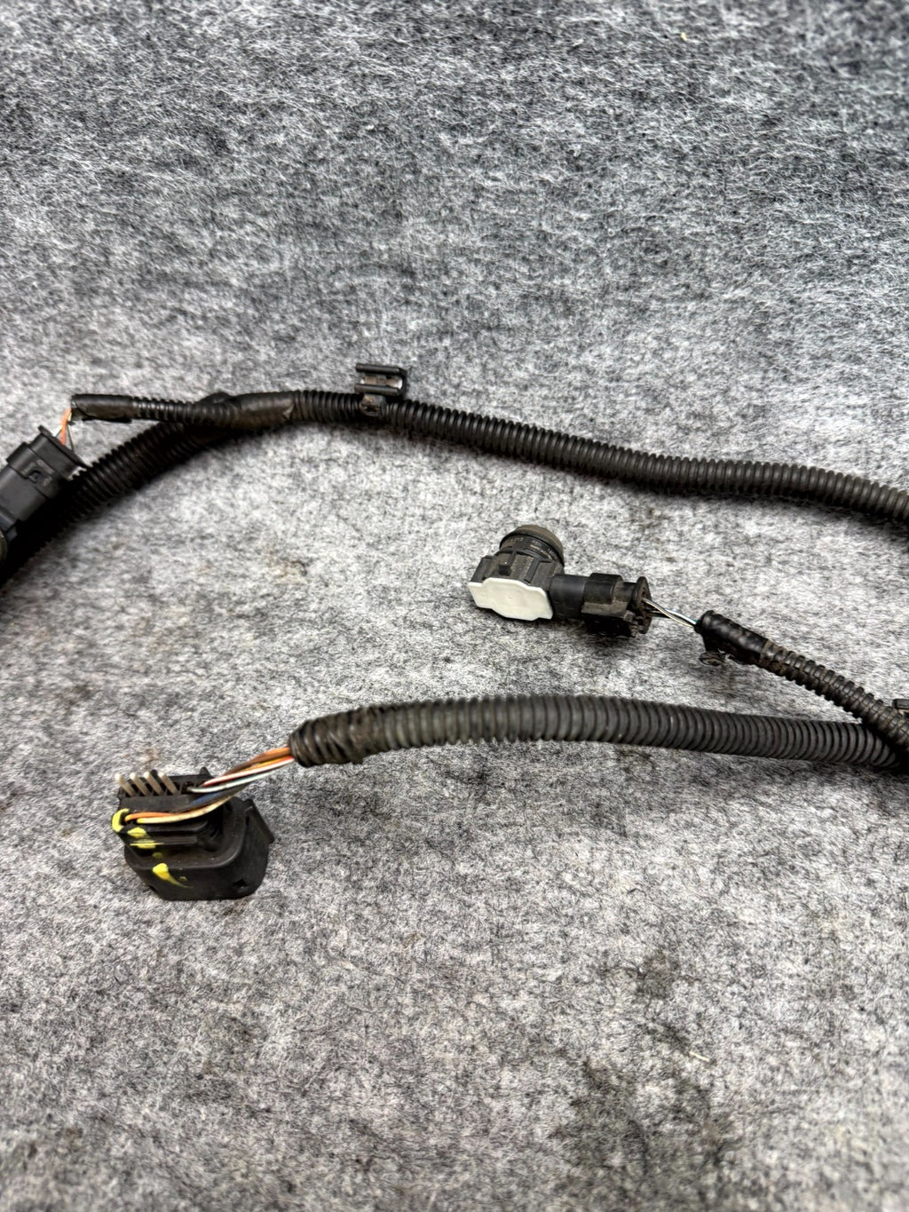 ♦️2012 - 2020 TESLA MODEL S REAR BUMPER WIRE WIRING HARNESS OEM, 1004421-04-Q