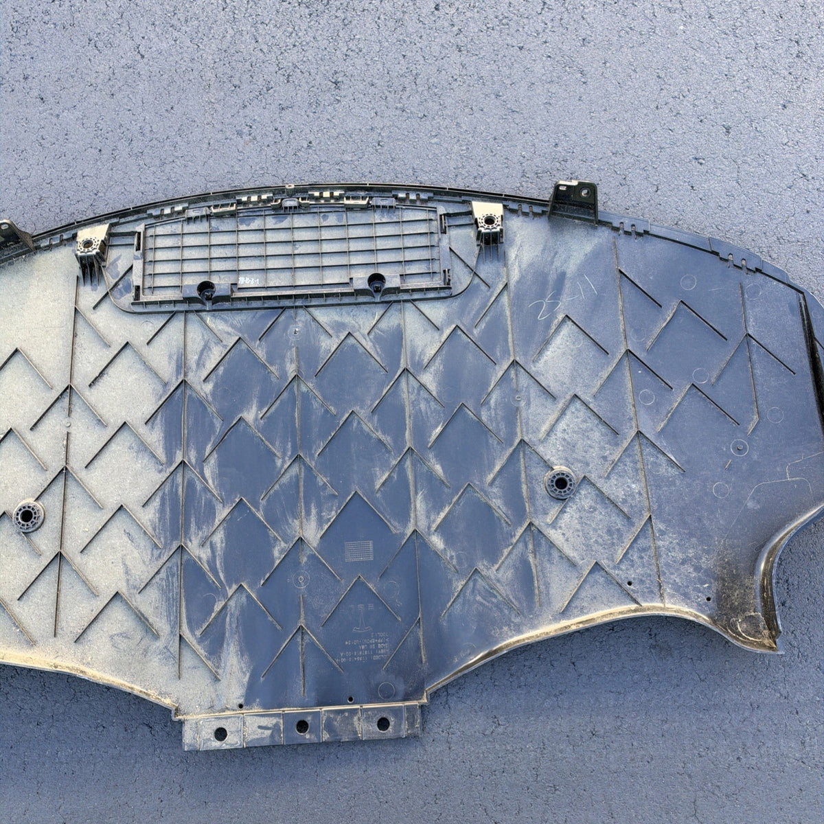 For Tesla Model 3 Rear Bumper Underbody Lower Board Cover 1135410-00-A (17-23)