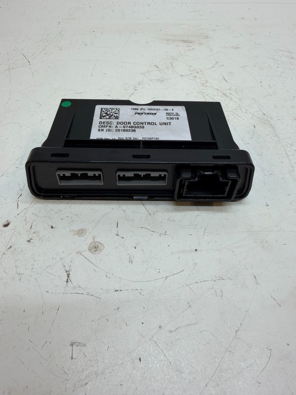 2012-2020 Tesla Model S Front Door Control Module Computer Unit 1003101-00-E