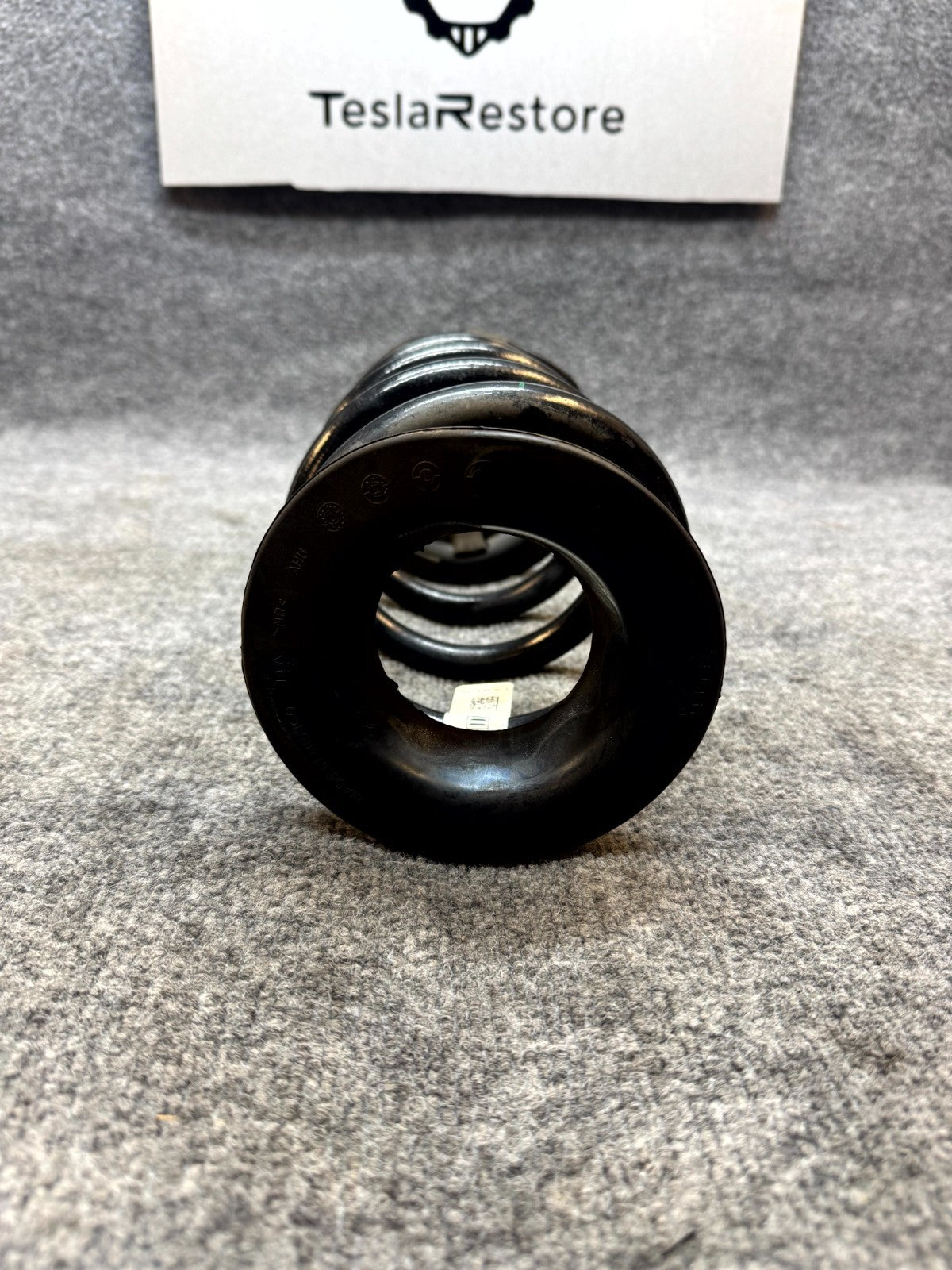 2017-2023 TESLA MODEL 3 REAR RIGHT/LEFT COIL SPRING INSULATOR OEM, 1044472-01-E