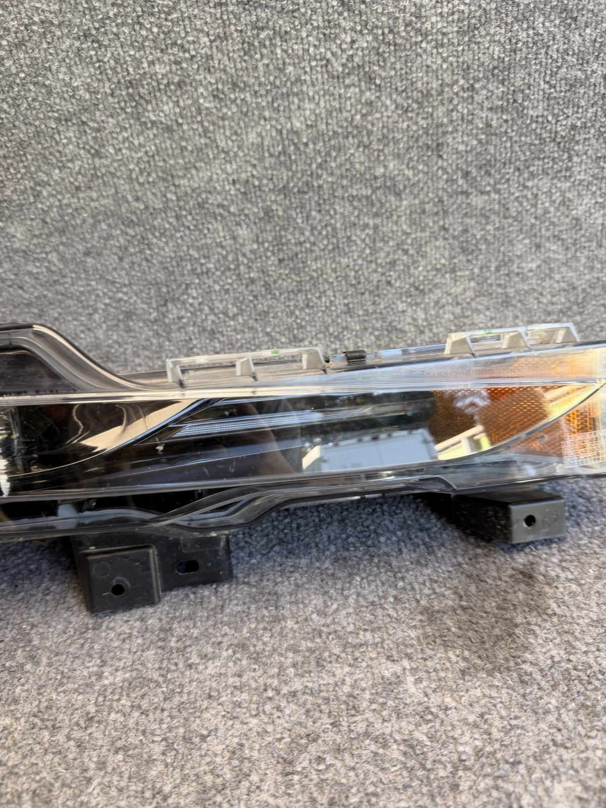 OEM 2017-2023 Tesla Model 3 Right Fog Light Passenger side LED 1077392-00-F