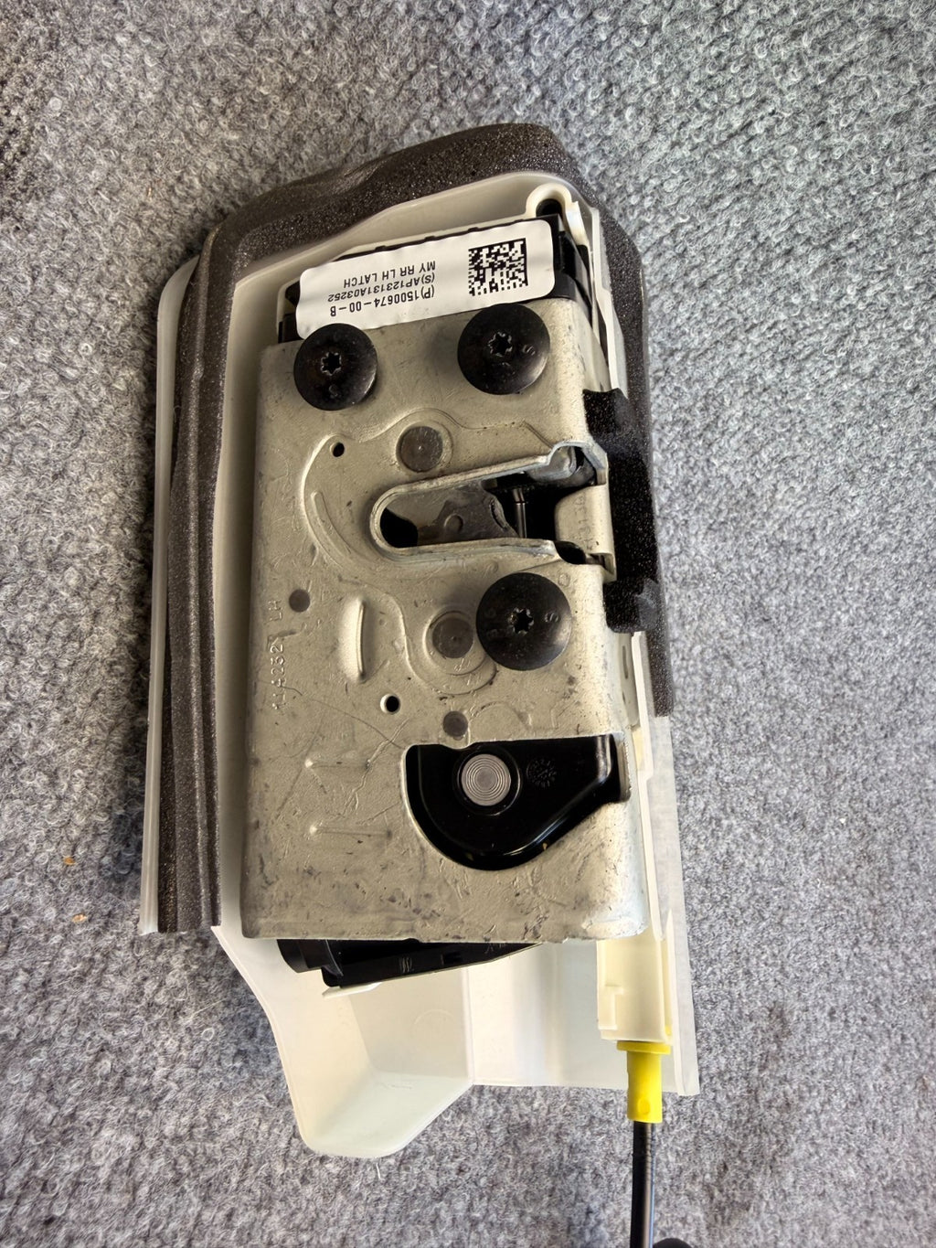 17-23 TESLA MODEL 3 REAR LEFT DOOR LATCH LOCK ACTUATOR 1500674-00-B