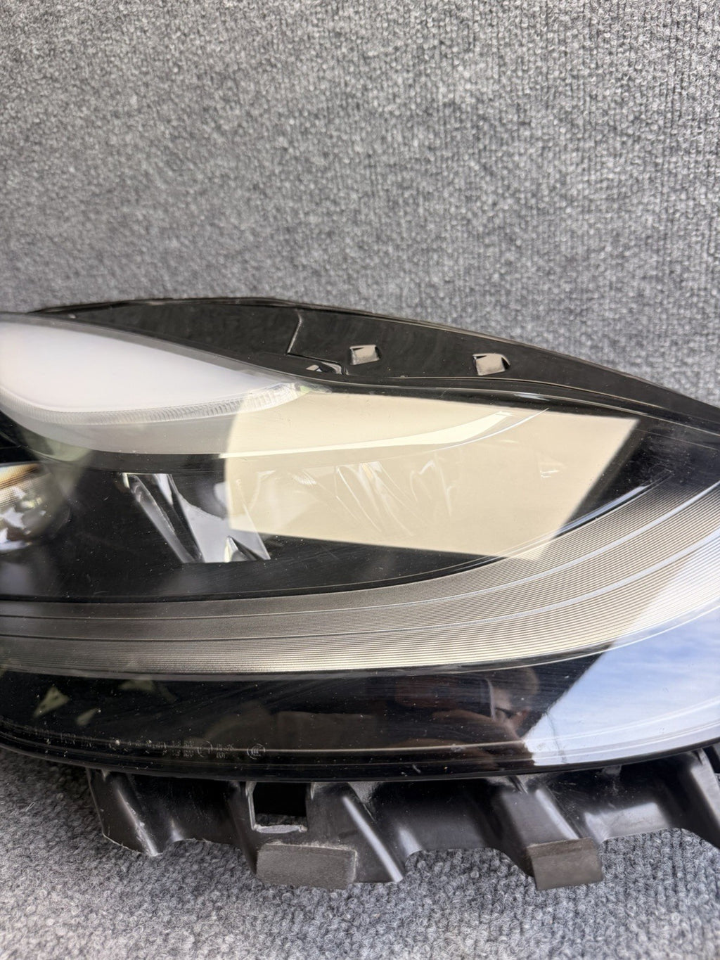 20-24 Tesla Model 3-Y Front Right Headlight Projector Headlamp RH 1514953-00-E