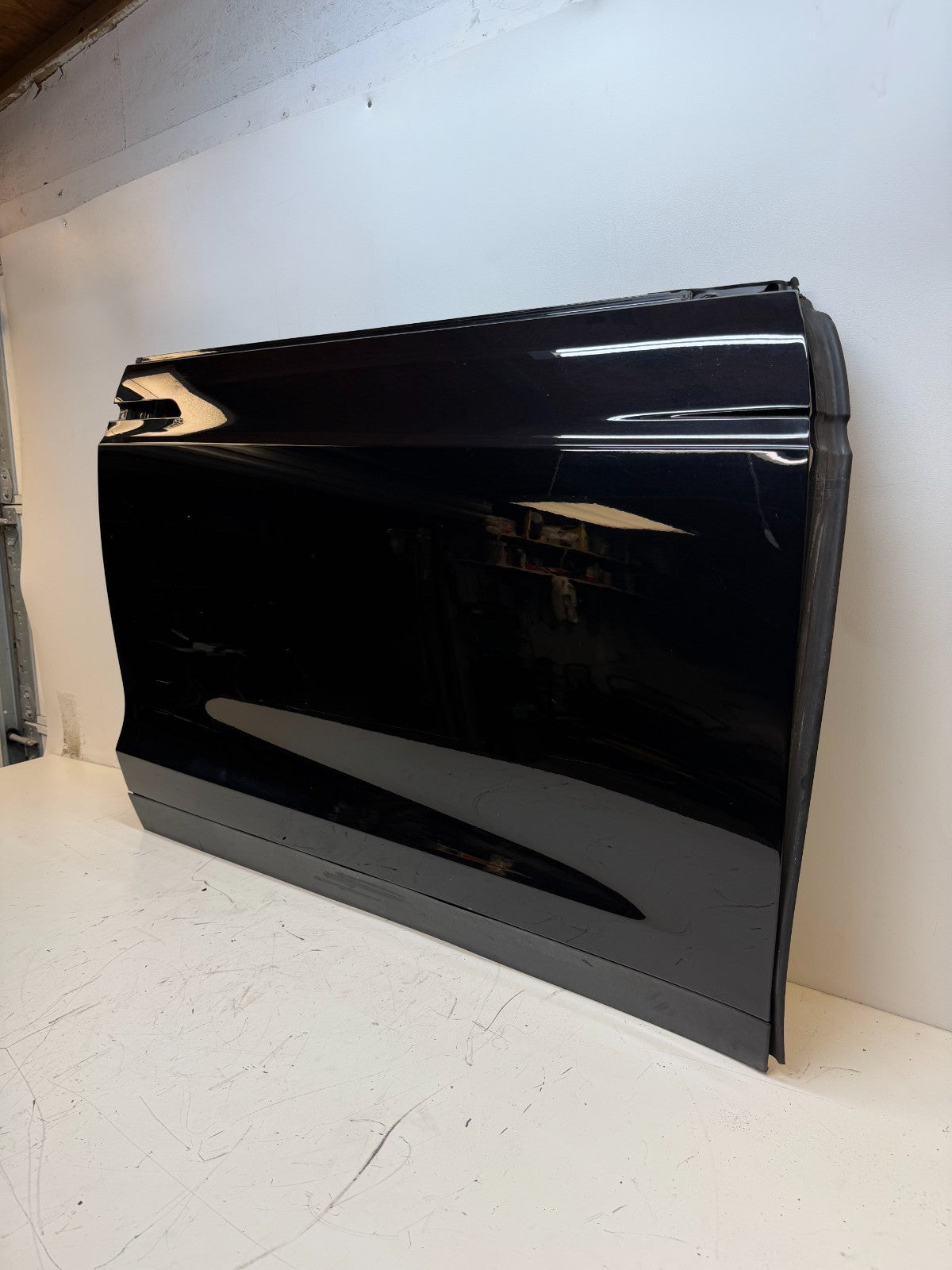 2016-2020 Tesla Model X Front Passenger Right Door Shell Panel OEM 1009907-00-G