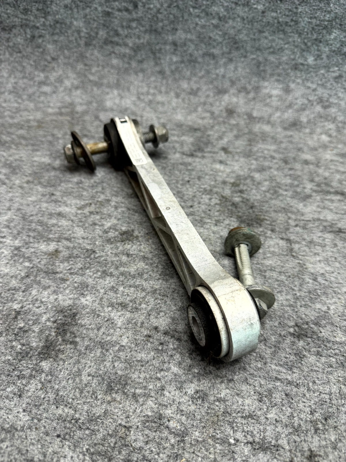♦️12-20 TESLA MODEL S REAR RIGHT SUSPENSION LINK CONTROL ARM OEM, 1043964-00-C