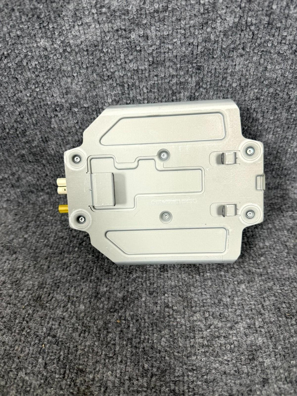 16-20 Tesla Model X Radio Reciever Tuner FM/HD Control Module OEM, 1143716-00-C