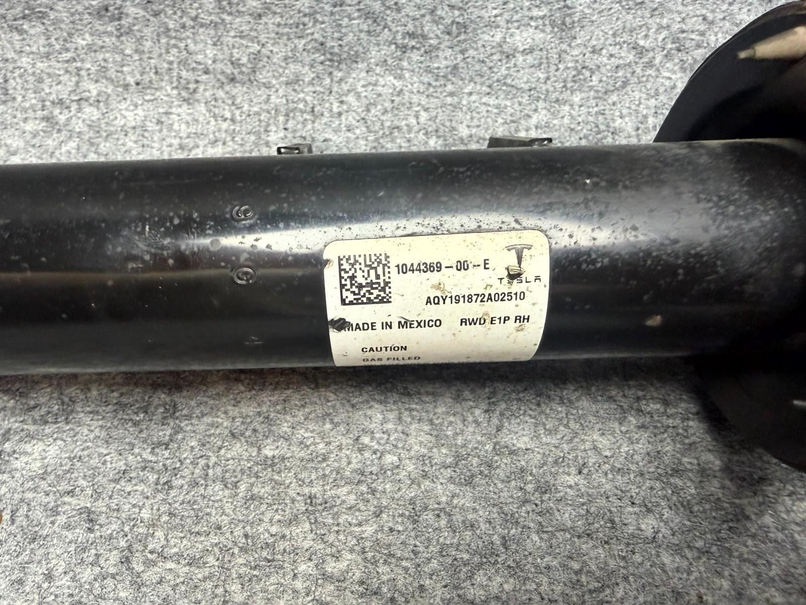 ♦️2017 - 2023 TESLA MODEL 3 FRONT RIGHT SIDE SHOCK ABSORBER OEM, 1044369-00-E