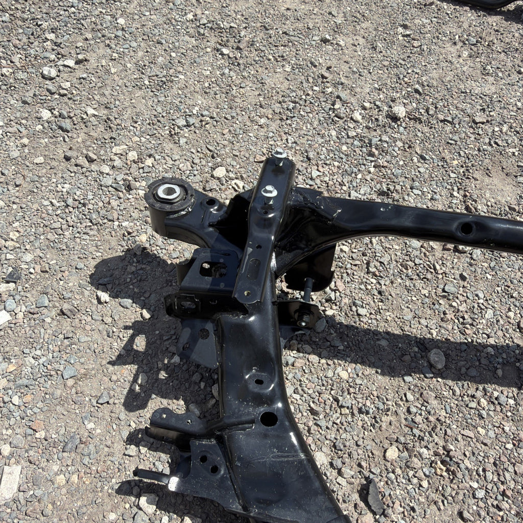 17-24 Tesla Model 3 Y Rear Suspension Subframe Cradle Crossmember 1044580-00-D