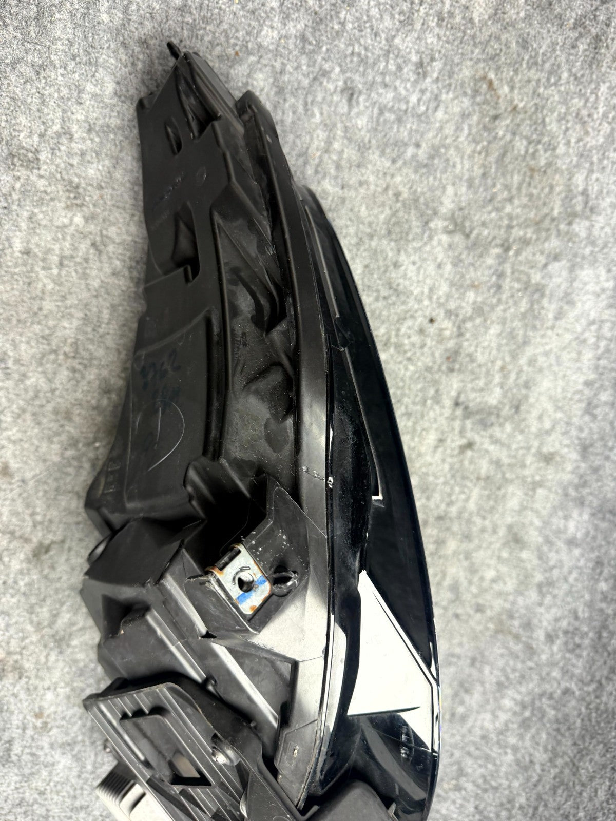 ♦️2021–2023 TESLA MODEL 3 FRONT RIGHT HEADLIGHT ASSEMBLY OEM, 1514953-00-E