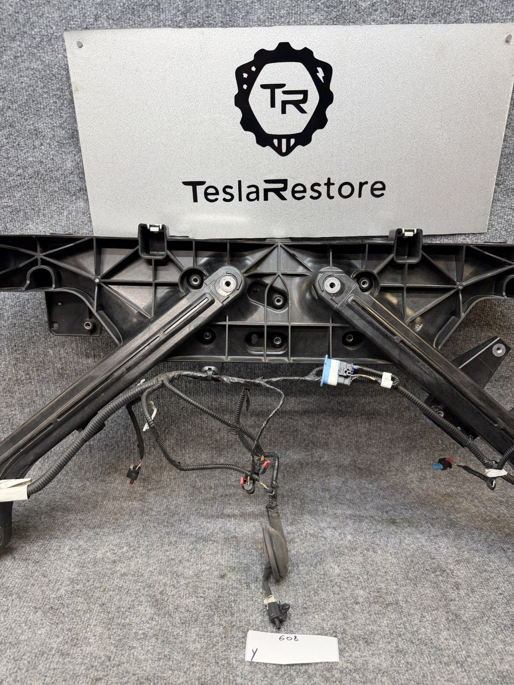 2020-2024 TESLA MODEL Y FRONT END RADIATOR SUPPORT CORE BRACKET OEM,1516277-99-G