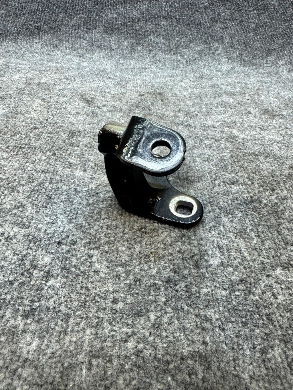 2020 - 2024 TESLA MODEL Y FRONT LEFT SIDE UPPER DOOR HINGE OEM, 1626073-00-C