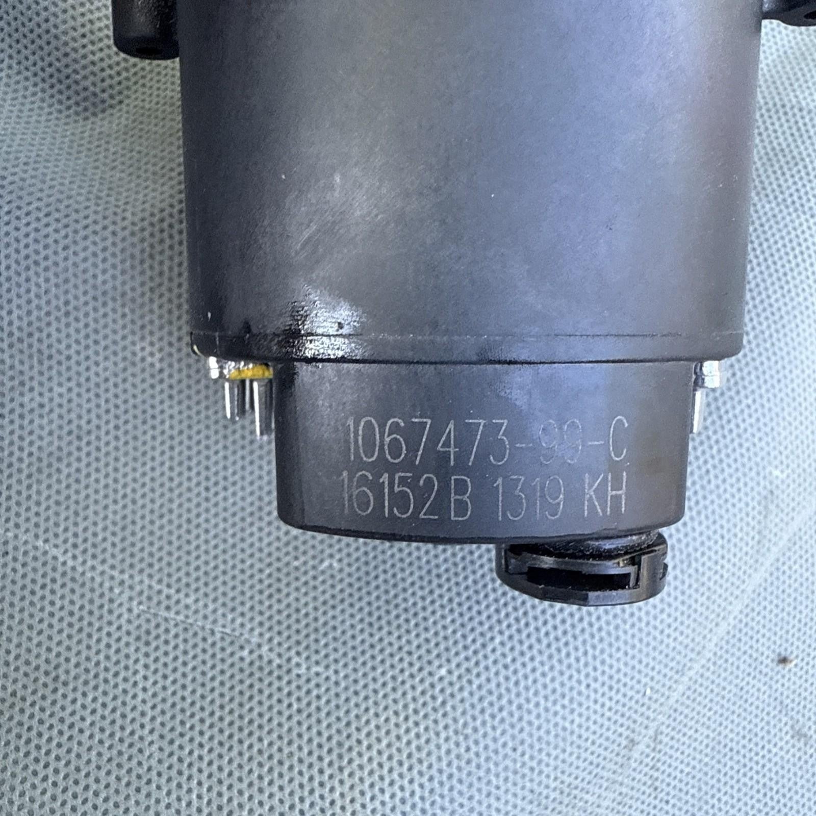 2016-2020 Tesla Model S Auxiliary Coolant System Pump OEM, 1067473-99-C