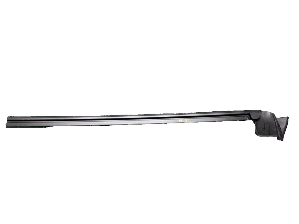 ♦️2020-2023 TESLA MODEL Y FRONT RIGHT DOOR WINDOW BELT MOLDING OEM, 1516943-00-A