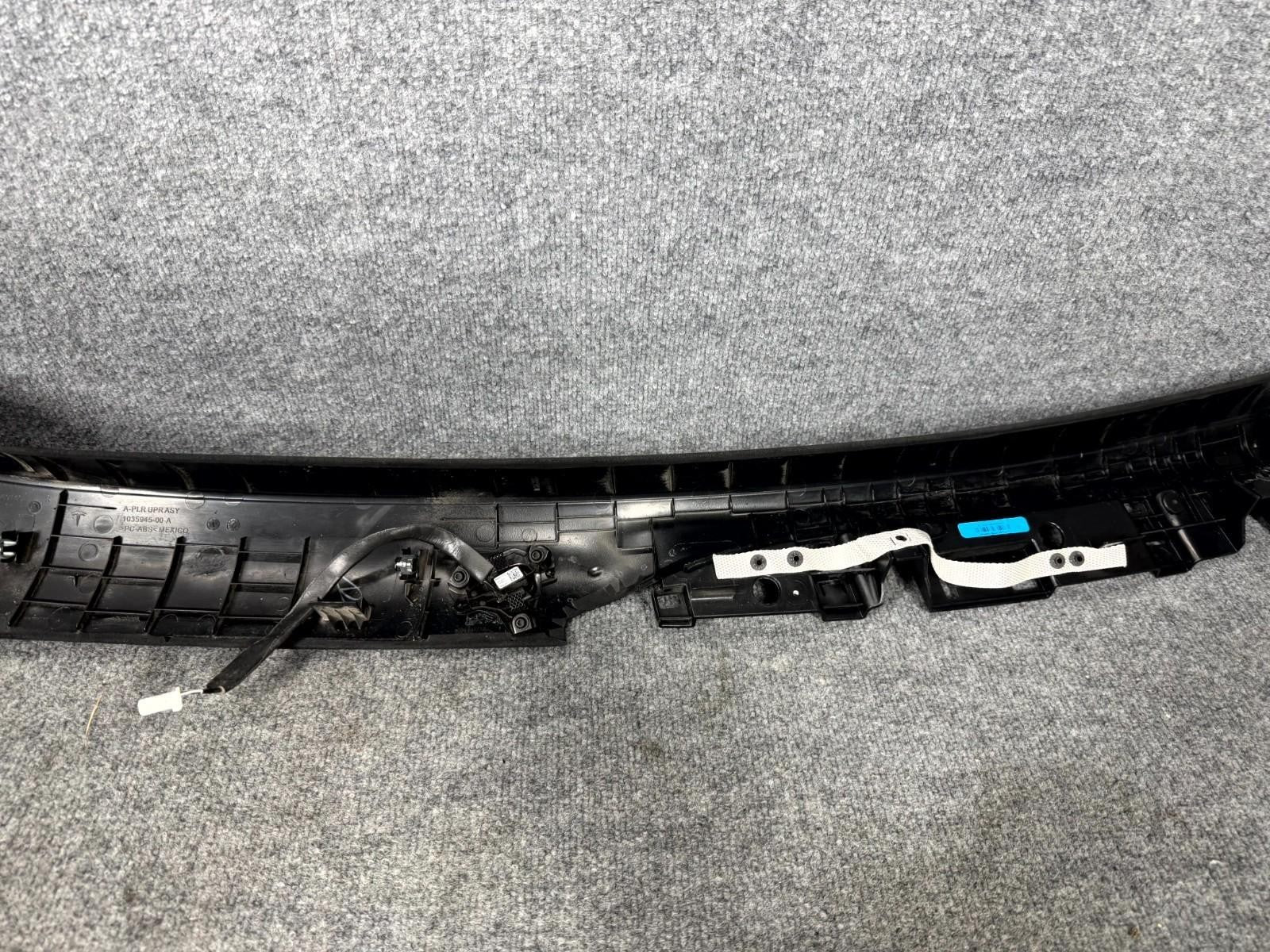 16-20 Tesla Model X Front Right Side A-Pillar Upper Trim Cover OEM, 1035945-00-A