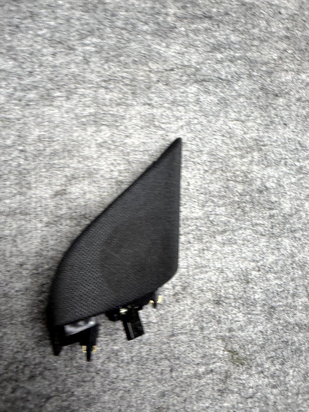 ♦️2017–2023 TESLA MODEL 3 FRONT RIGHT SIDE DOOR TWEETER COVER OEM, 1095686-00-F