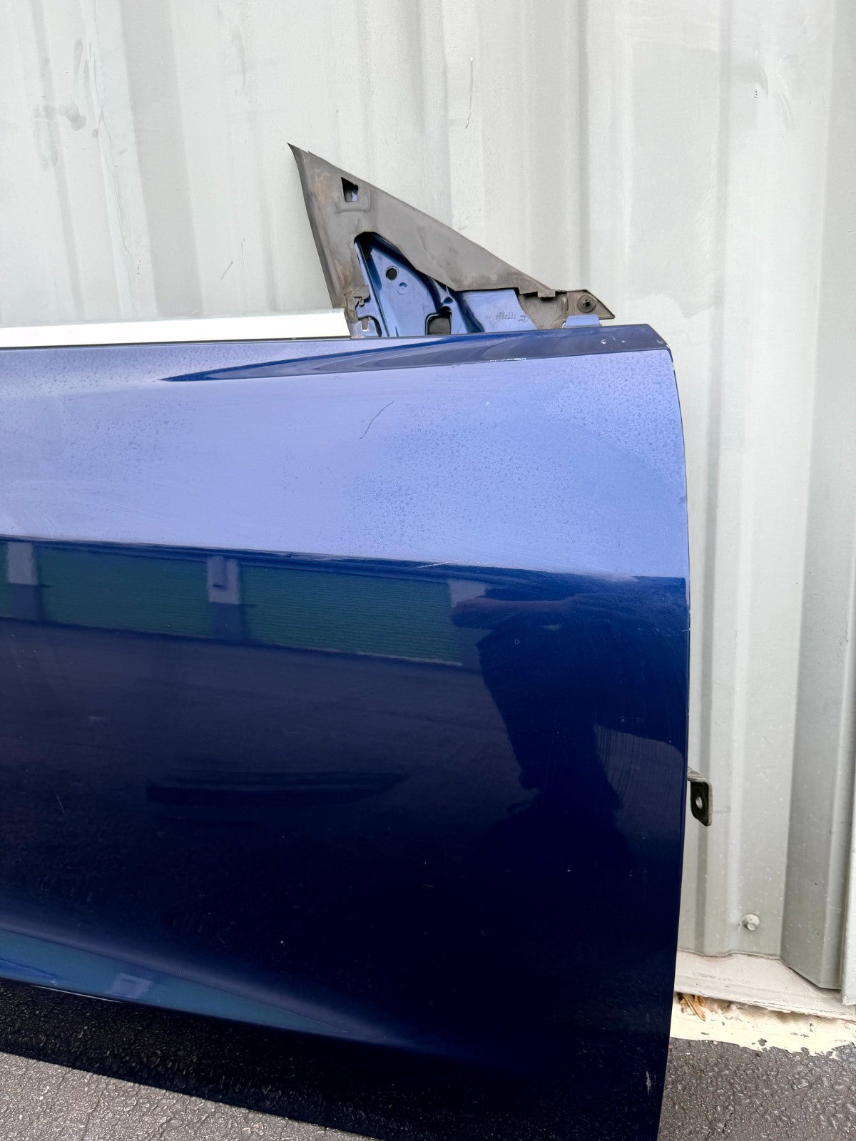 2017-2023 TESLA MODEL 3 FRONT RIGHT PASSENGER SIDE DOOR SHELL OEM, 1081420-E0-C