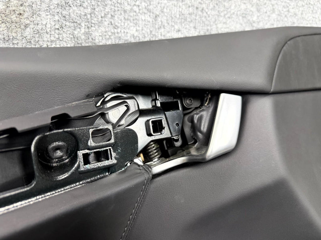 2016-2020 Tesla Model X Front Left Side Interior Door Panel OEM, 1055327-21-M