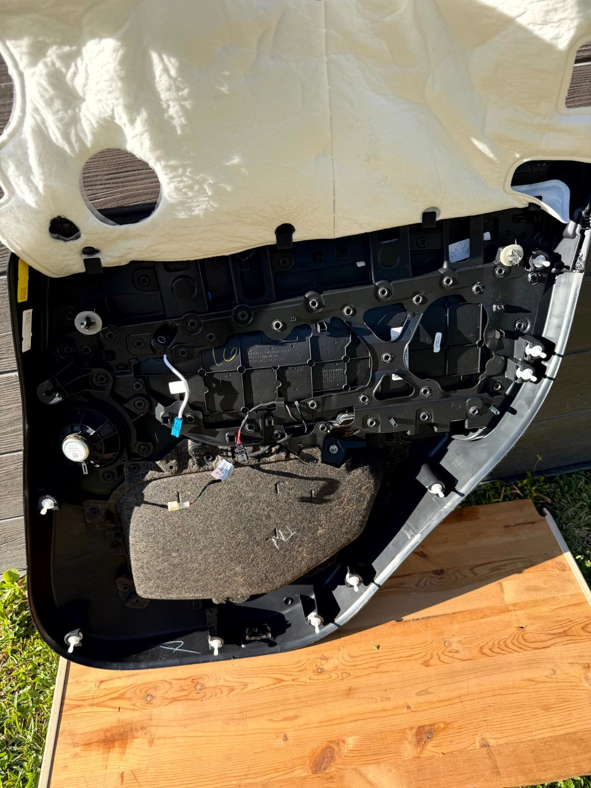 2020 - 2024 TESLA MODEL Y REAR LEFT DOOR TRIM COVER PANEL OEM, 1997296-00-D