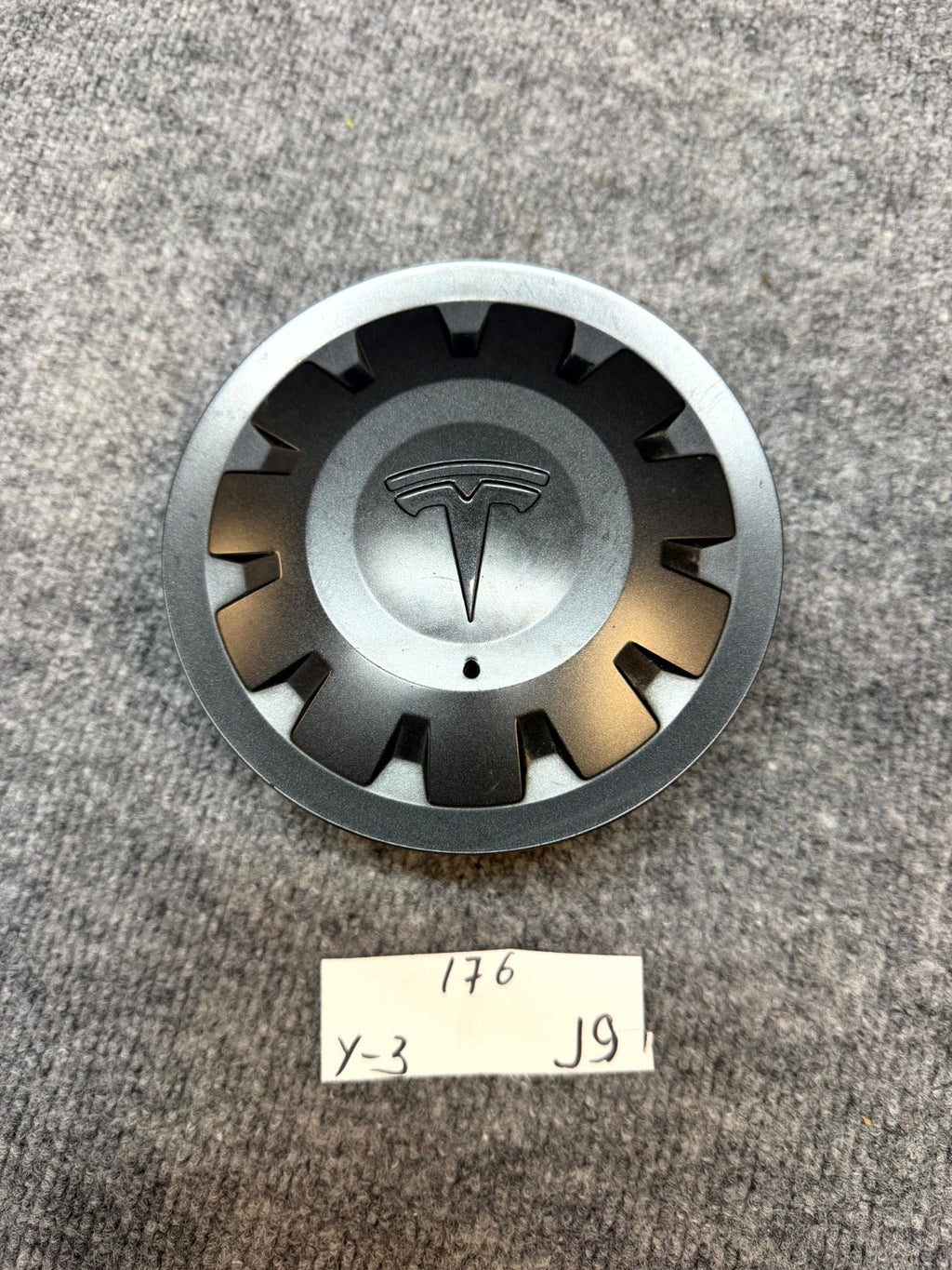2020 - 2024 TESLA MODEL Y WHEEL CENTER CAP UBERTURBINE OEM, 1188236-00-A