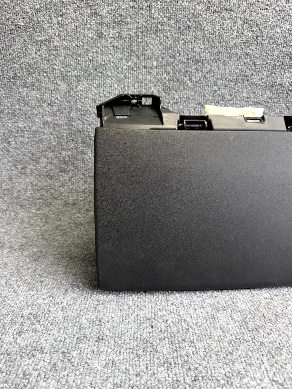 2017-2023 TESLA MODEL 3 FRONT DASHBOARD GLOVE BOX COMPARTMENT OEM, 1083331-00-A