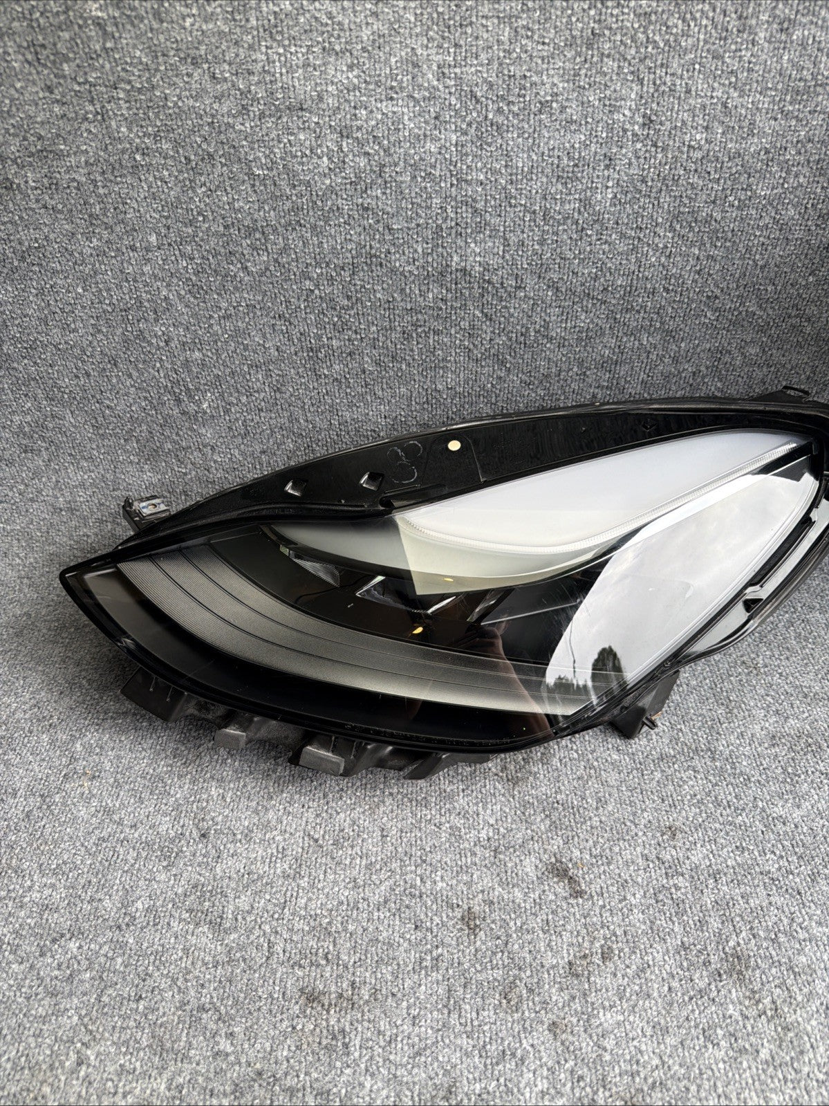 ♦️20-24 TESLA MODEL 3-Y HEADLIGHT LEFT DRIVER LED 1514952-00-C OEM
