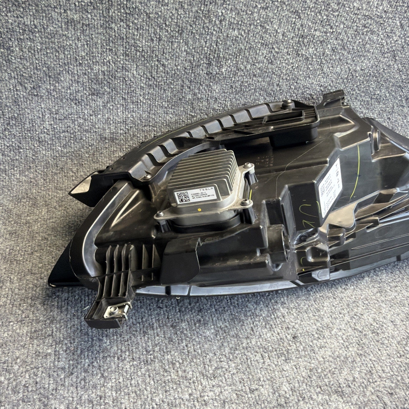 2021-2023 TESLA MODEL 3 HEADLIGHT LEFT DRIVER LED 1514952-00-D OEM