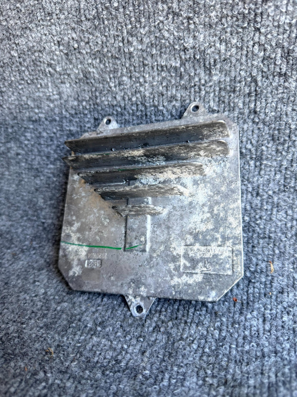 2017-2023 TESLA MODEL 3 FRONT HEADLIGHT LAMP BALLAST MODULE UNIT OEM, 111079699F