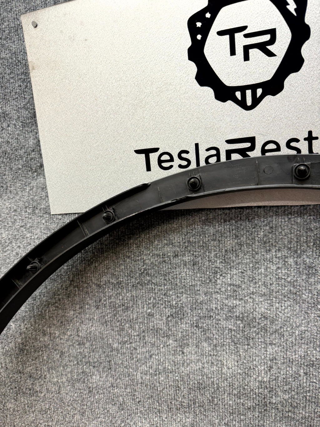 2020 - 2024 TESLA MODEL Y REAR RIGHT SIDE WHEEL FLARE MOLDING OEM, 1494164-00-C