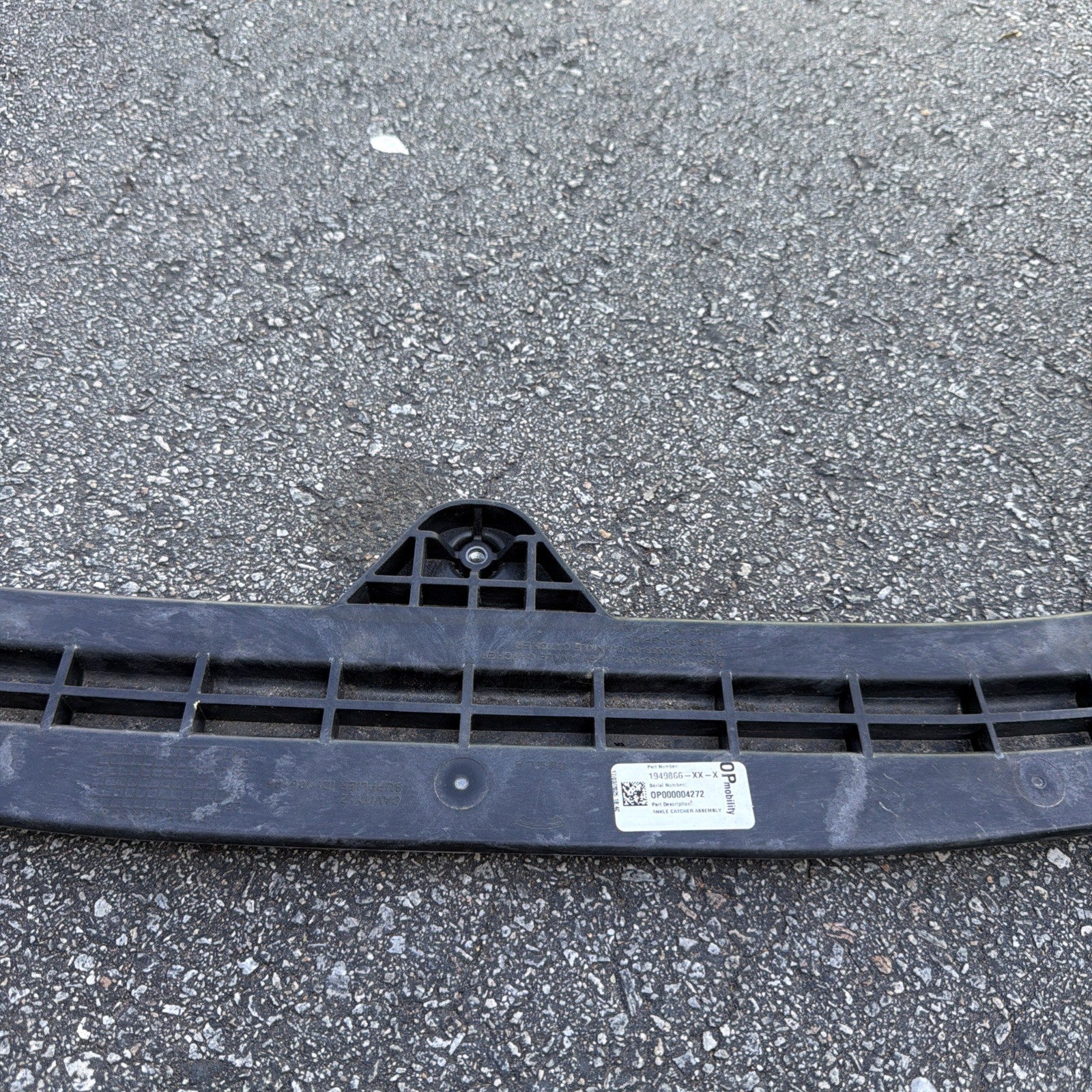 2025-2026 Tesla Model Y Front Bumper Reinforcement Ankle Catcher 1949866-00-C