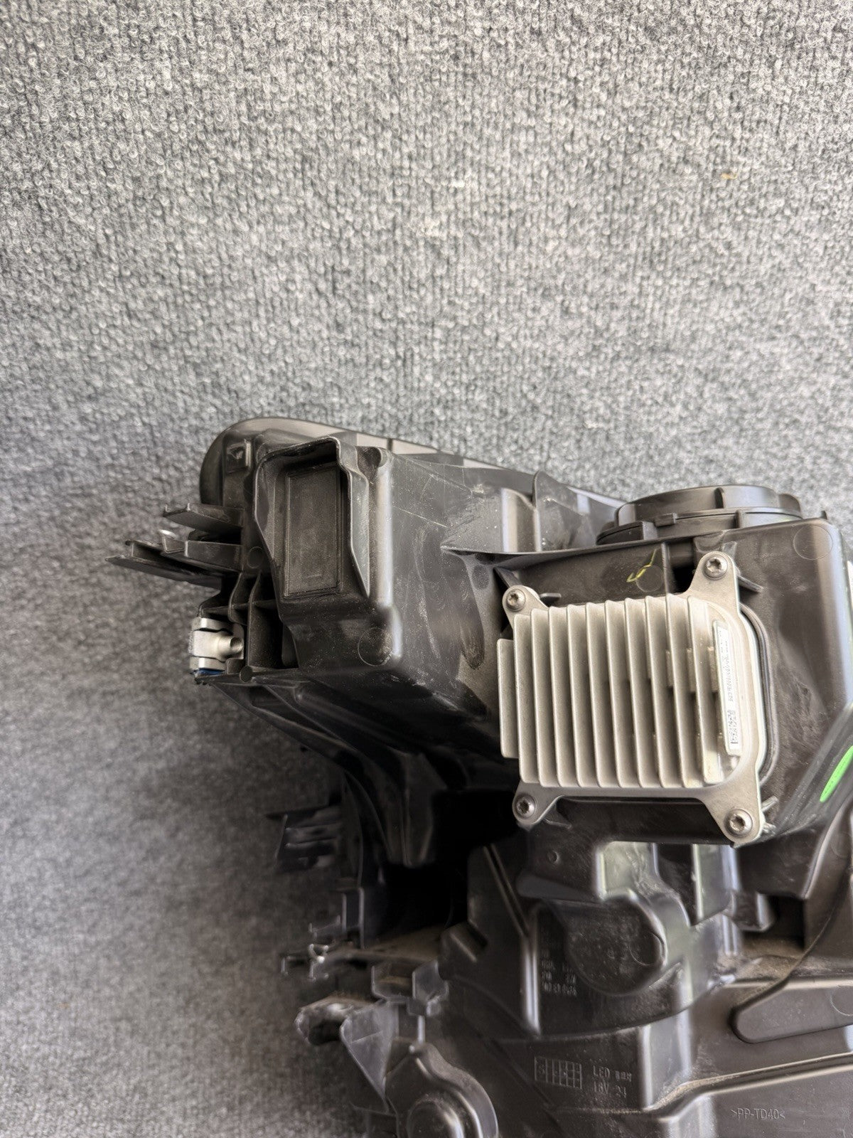 2025-2026 Tesla Model Y Juniper Headlight Left Driver LH 1918347-00-D OEM