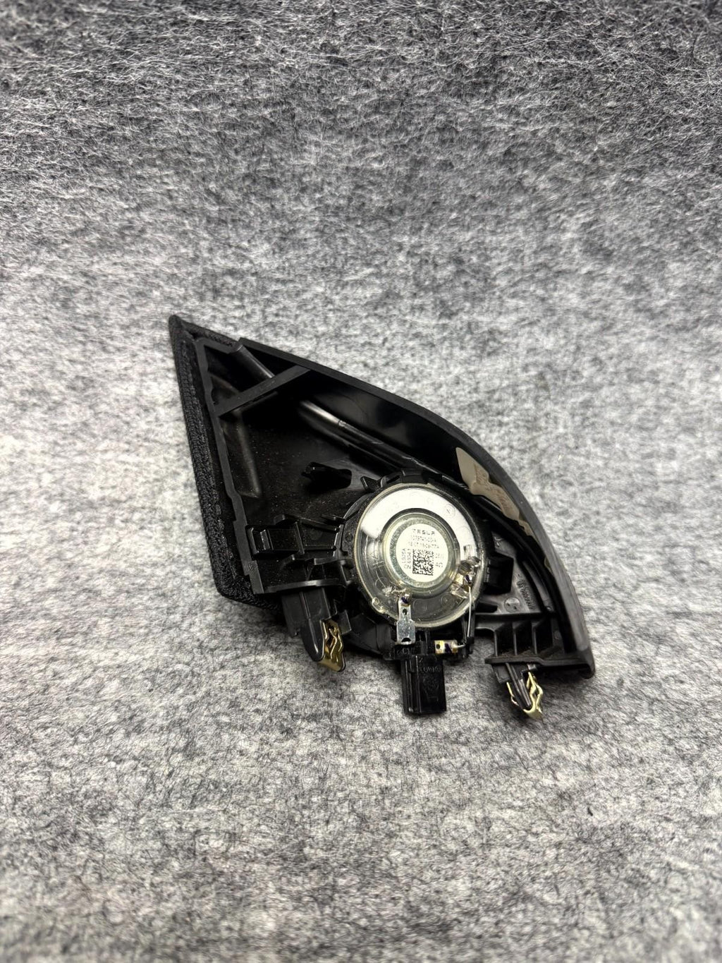 ♦️2017-2023 TESLA MODEL 3 DOOR SPEAKER TWEETER TRIM OEM, 1079741-00-A