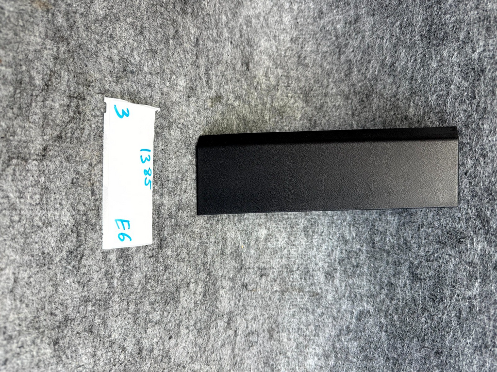 ♦️17-23 TESLA MODEL 3 FRONT RIGHT SIDE MIDDLE A PILLAR TRIM COVER OEM,108630600F