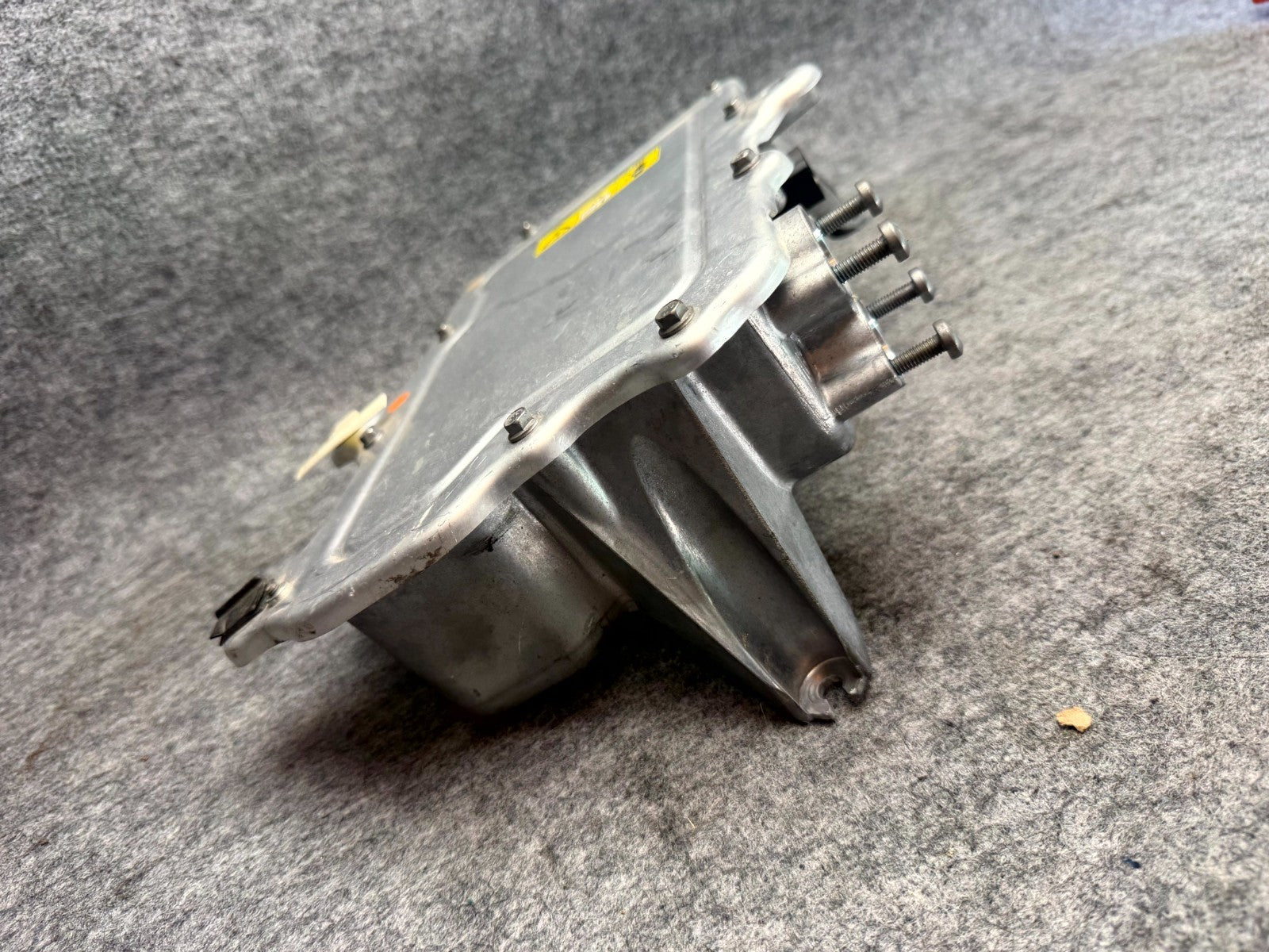 ♦️16-20 TESLA MODEL X FRONT JUNCTION HIGH POWER DISTRIBUTION UNIT OEM 104967800H