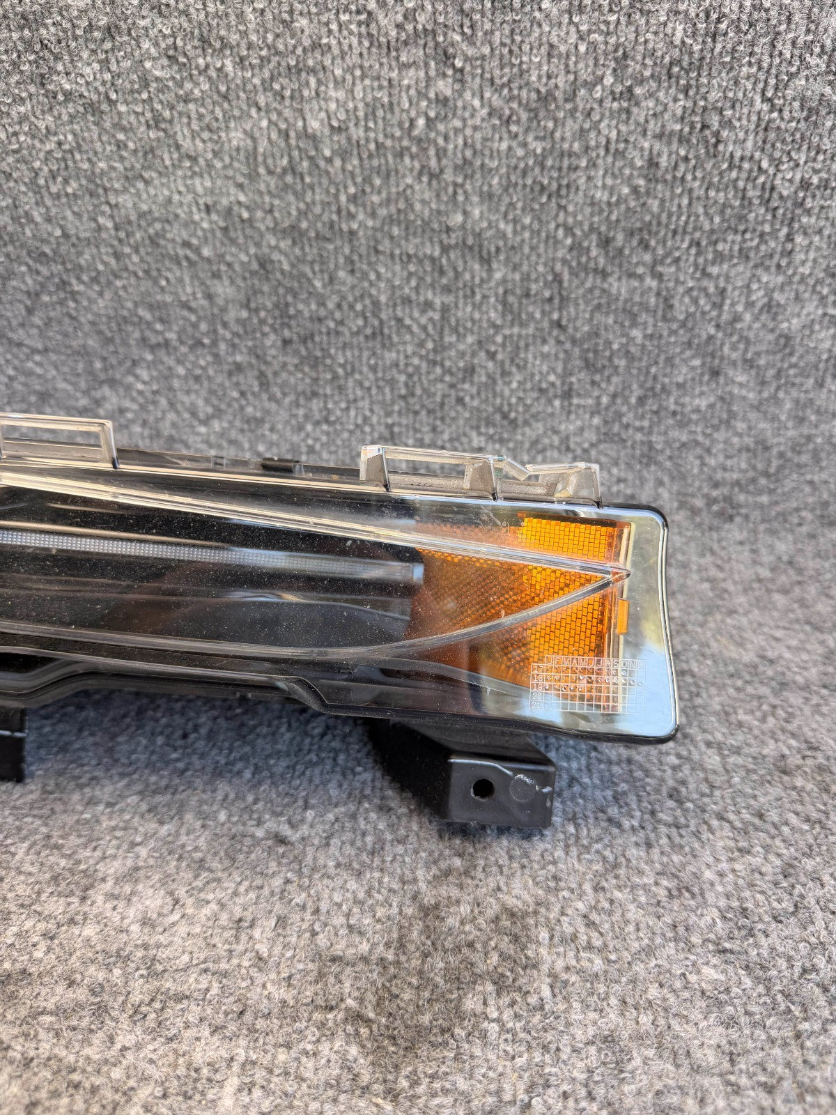 2017-2023 Tesla Model 3 Right Passenger Side LED Fog Light Lamp 1077392-00-E