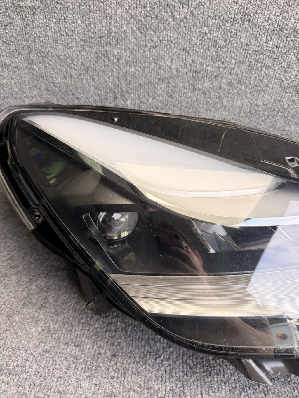 20-24 Tesla Model 3-Y Front Right Headlight Projector Headlamp RH 1514953-00-E
