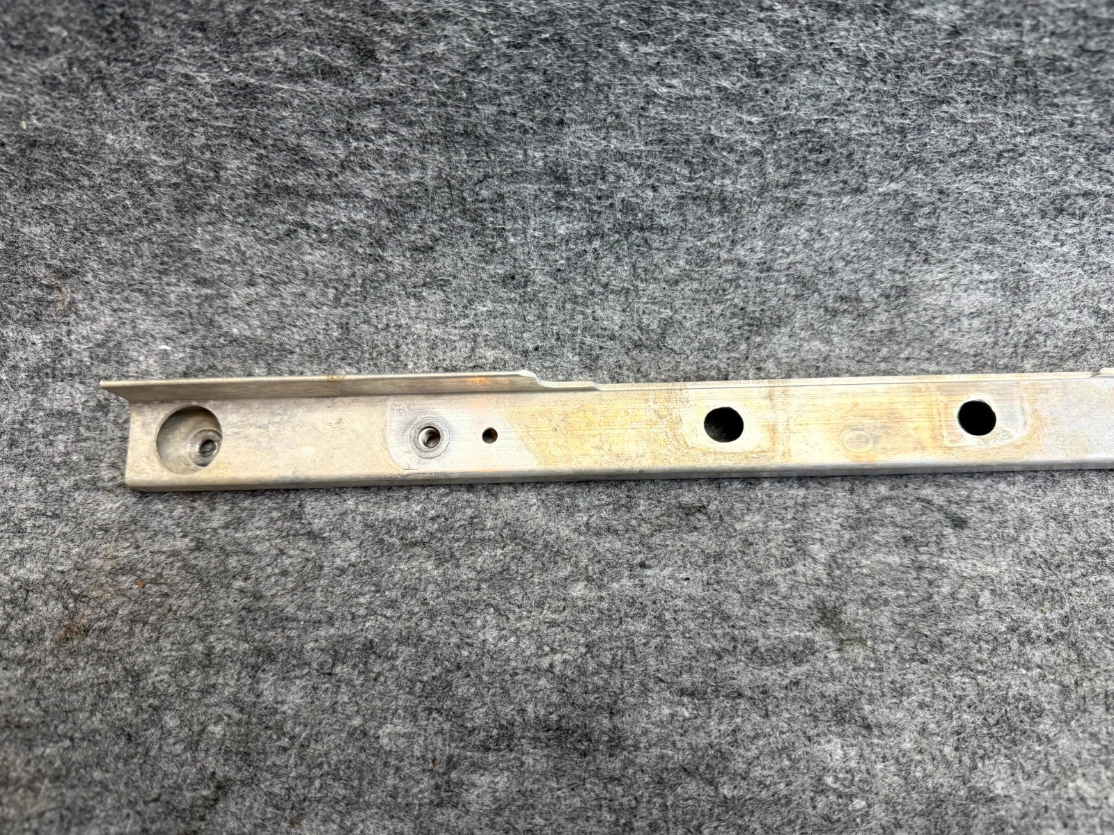 2017 - 2023 TESLA MODEL 3 BATTERY BEAM BRACKET SUPPORT BRACE OEM, 1109808-00-C