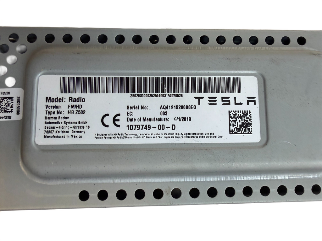 2017-2023 Tesla Model 3 FM HD Radio Receiver Control Module OEM 1079749-00-D