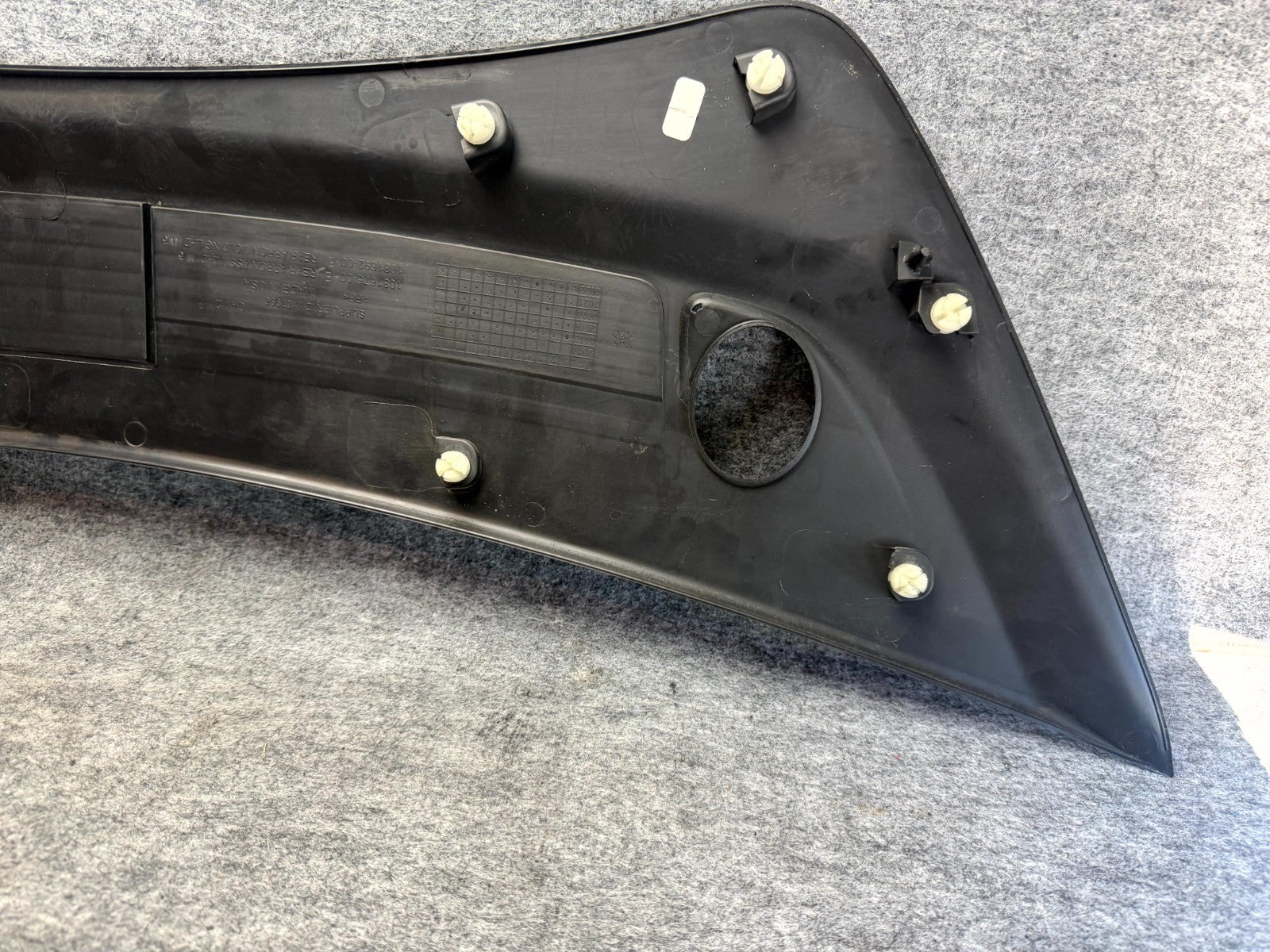 ♦️17-23 TESLA MODEL 3 FRONT WINDSHIELD COWL VENT COVER PANEL OEM, 1081675-00-E