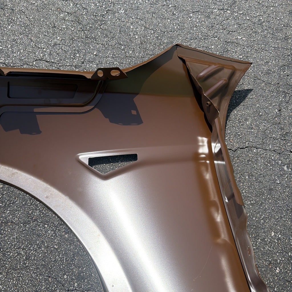 OEM 21-26 Tesla Model S Front RH Fender Shell Passanger Side Panel 1562552-E0-A