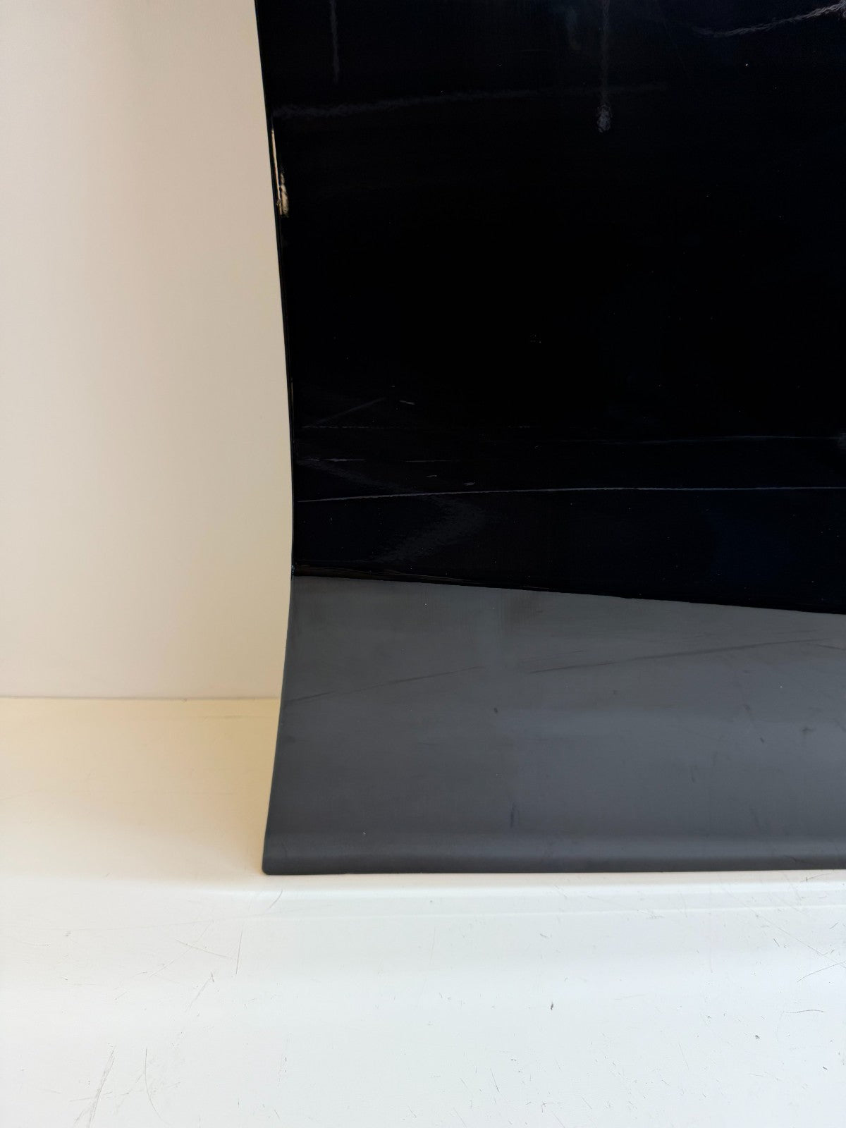 2012-2020 TESLA MODEL Y FRONT RIGHT PASSENGER SIDE COMPLETE DOOR ASSEMBLY