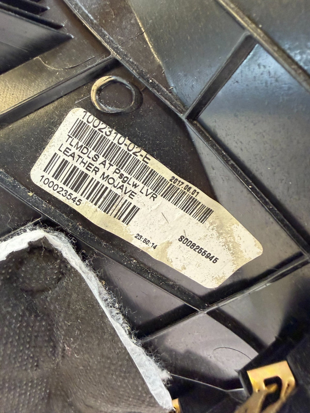 2012-2016 TESLA MODEL S FRONT RIGHT DASHBOARD UNDER GLOVE BOX TRIM 1002310-02-E