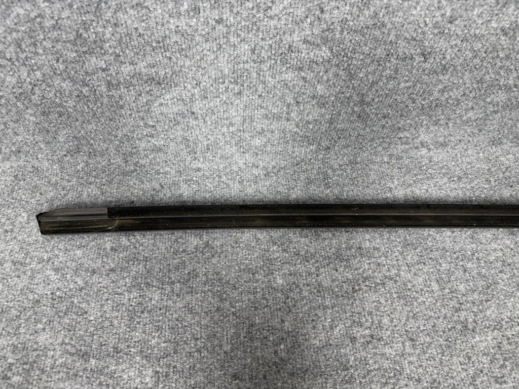 ♦️2017-2023 TESLA MODEL 3 REAR LEFT SIDE DOOR WINDOW BELT MOLDING OEM, 108074501