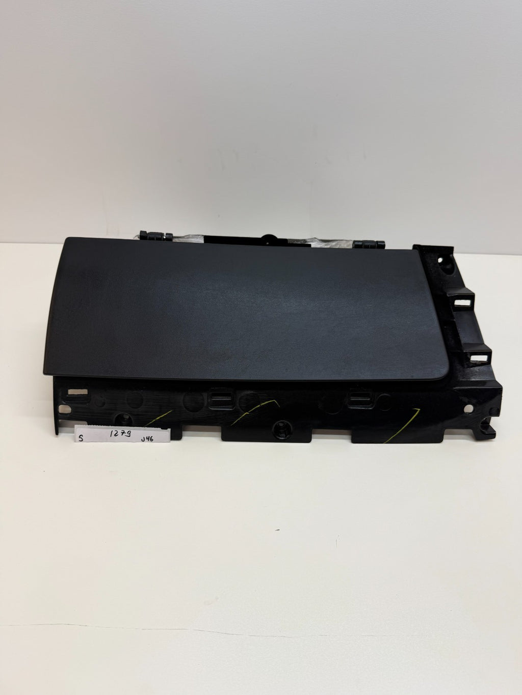 2016-2020 TESLA MODEL S DASH DASHBOARD GLOVE BOX STORAGE COMPARTMEN 1003327-14-P