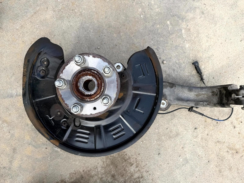 16-20 Tesla Model X Front Right Spindle Knuckle W/ Control Arm OEM,1027311-00-F