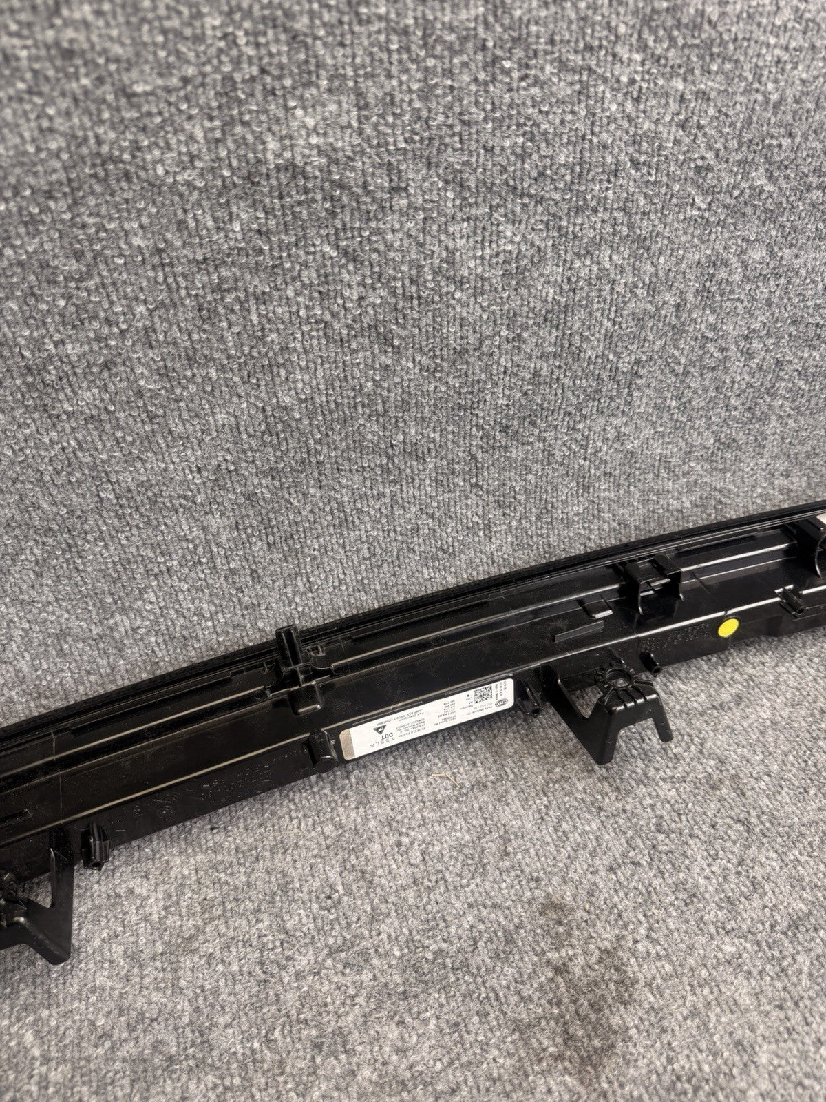 2025-2026 Tesla Model Y Juniper Front Center Lightbar Light Bar 2038294-00-C OEM