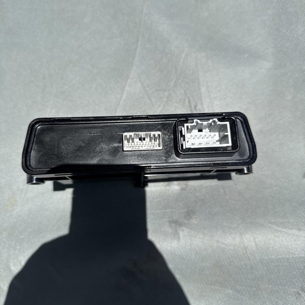 12-20 Tesla Model S Parking Brake Controller Control Module OEM, 1007618-00-E