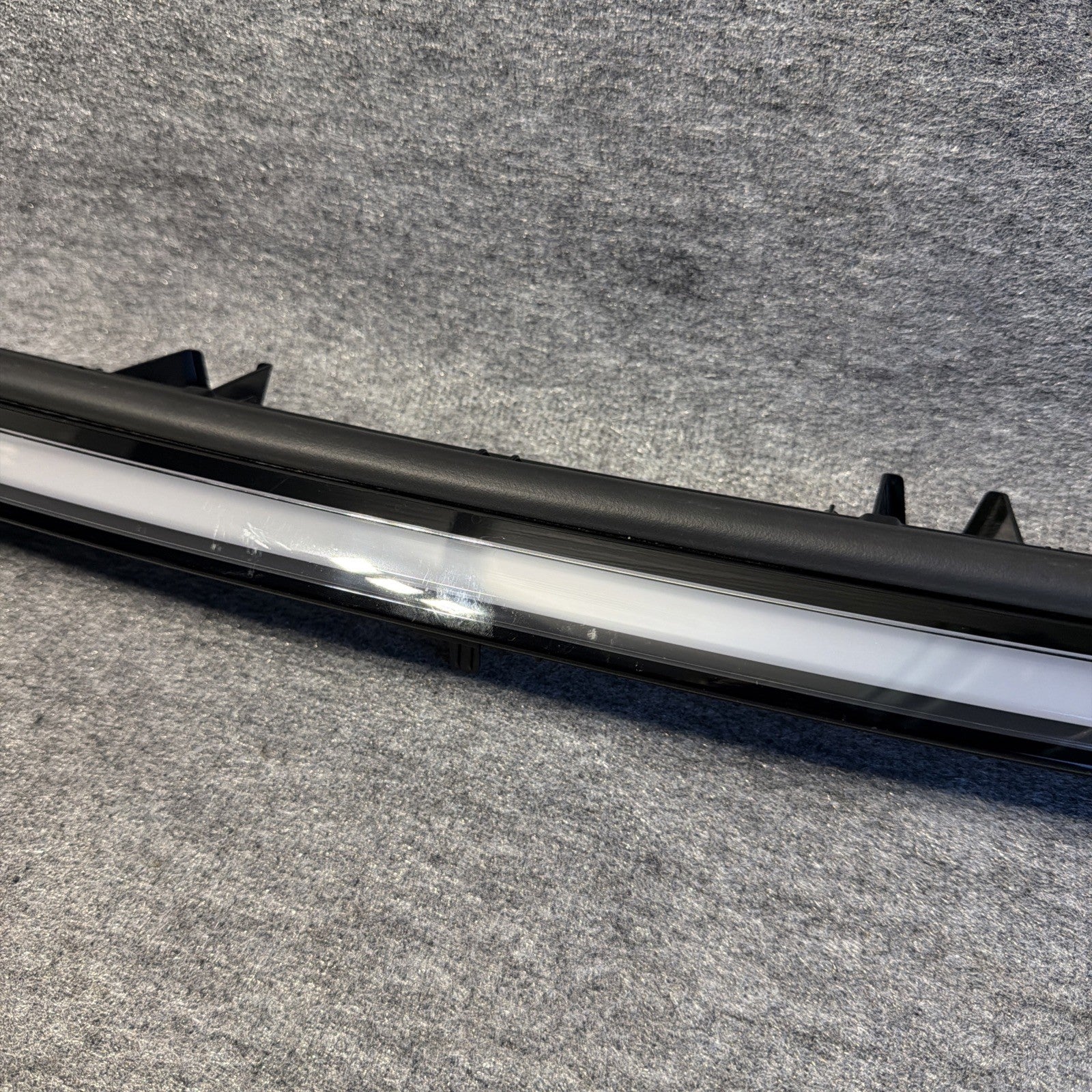 2025-26 Tesla Model Y Juniper Front Center Lightbar Light Bar 2038294-00-C OEM
