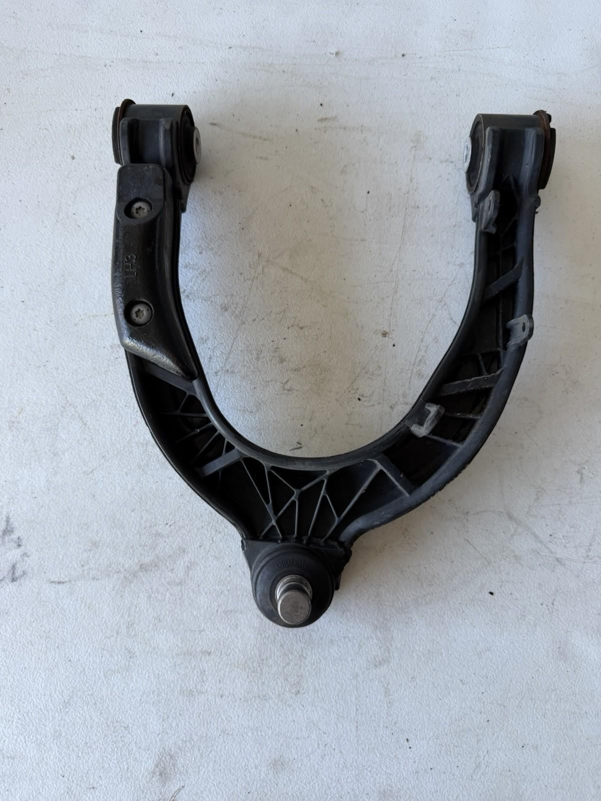 ♦️2017 - 2023 TESLA MODEL 3 FRONT LEFT SIDE UPPER CONTROL ARM OEM, 1044321-00-H